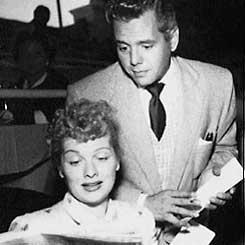 Lucy & Desi.jpg (10512 bytes)